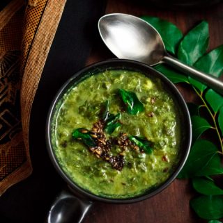 Mountain spinach yogurt based gravy